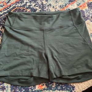 Outdoor voices shorts
